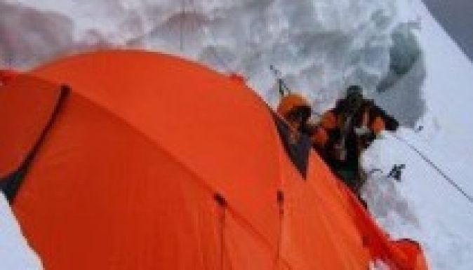 Török Zsolték péntek hajnalban inditják a csúcstámadást