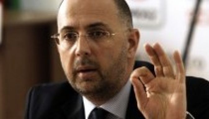 Kelemen: elfogadhatatlan Băsescu „hadüzenete”