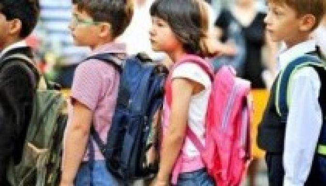 Filozófiát, pénzügyi ismereteket és illemtant tanulnak a kisiskolások