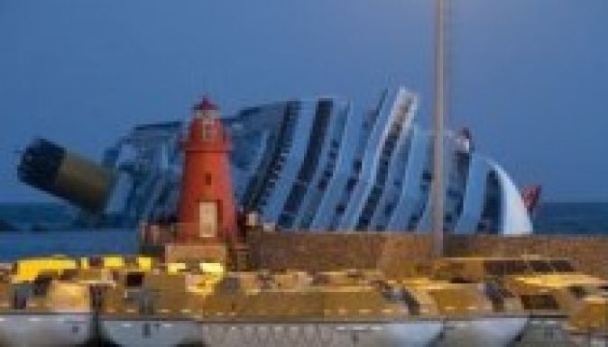 A Costa Concordia hajóroncsának „kiegyenesítésére” készülnek