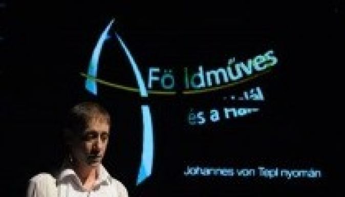 TV-musical előbemutatója a kolozsvári évad első előadása