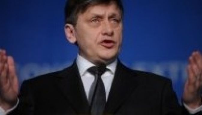 Antonescu rászállt Pontára Verespatak-ügyben