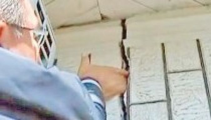 Pánik van Galacon a sorozatos földrengések miatt