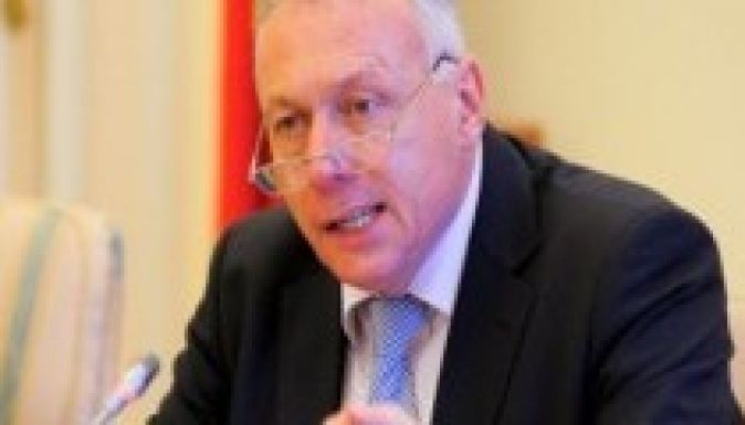 Borbély: az RMDSZ a 90-es évek óra sürgeti a decentralizációt