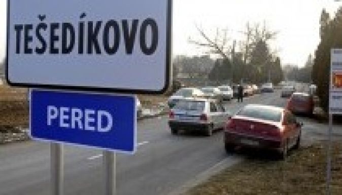 Nem veheti vissza történelmi magyar nevét a felvidéki Pered