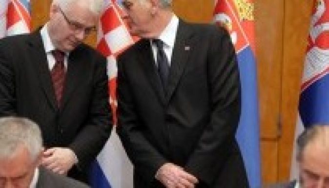 A kölcsönös népirtási vádakról is tárgyalt a szerb és a horvát elnök