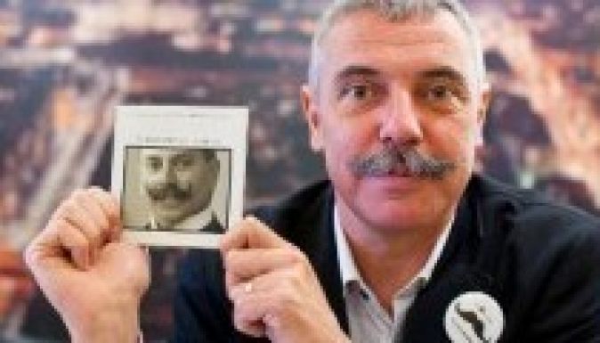 Movember: Tökös Buli és bajusznövelés Székelyföldön