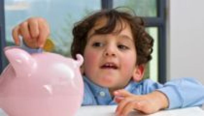Még két lejjel sem emelhető a „gyerekpénz” összege?