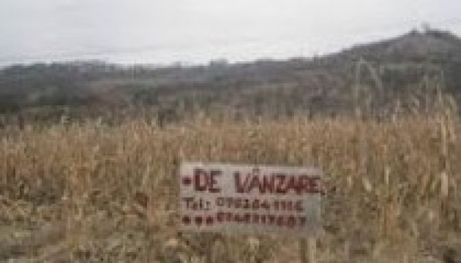 A kormány elfogadta a földvásárlást szigorító törvénytervezetet