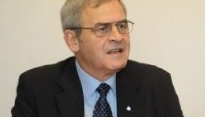 Tőkés megismételné a védhatalmi szerepvállalásra irányuló kérését