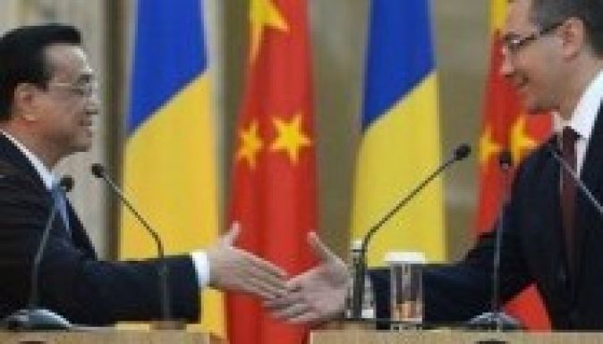 Mit hoz Románia számára ez a kézfogás?