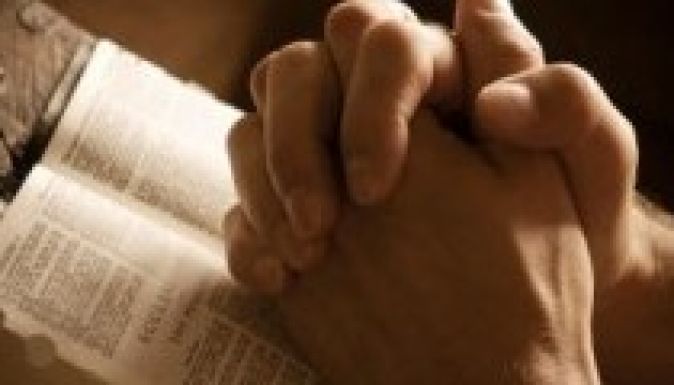 Jövőre hagyja jóvá a Vatikán az átírt Miatyánkot