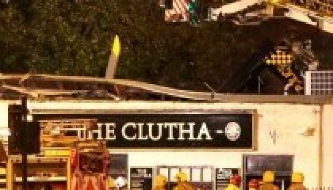 Nyolc halottja van a Glasgow-i helikopterbalesetnek