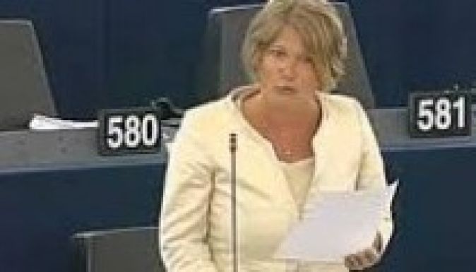 Kérdőre vonják Băsescut Tőkés miatt az Európai Parlamentben