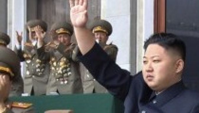 Részegen végeztette ki Kim Dzsong Un a nagybátyja embereit