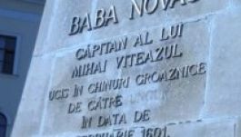 Visszakerült a magyarokat sértő felirat a Baba Novac-szoborra