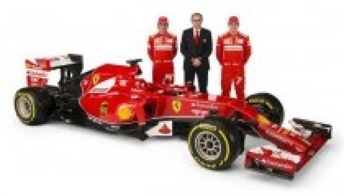 Így készült az idei Ferrari , ami az első tesztnap első körében lerobbant