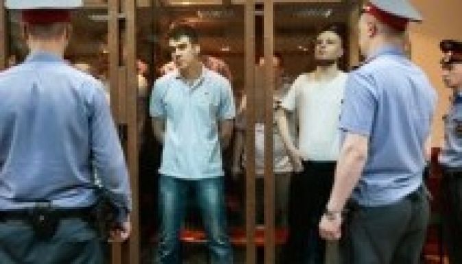 Börtönre ítélték a Putyin elnökké választása elleni tüntetés résztvevőit