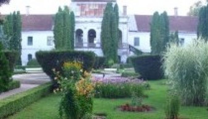 Másfélmillió euróért árulja az örökös a zsibói Wesselényi-kastélyt