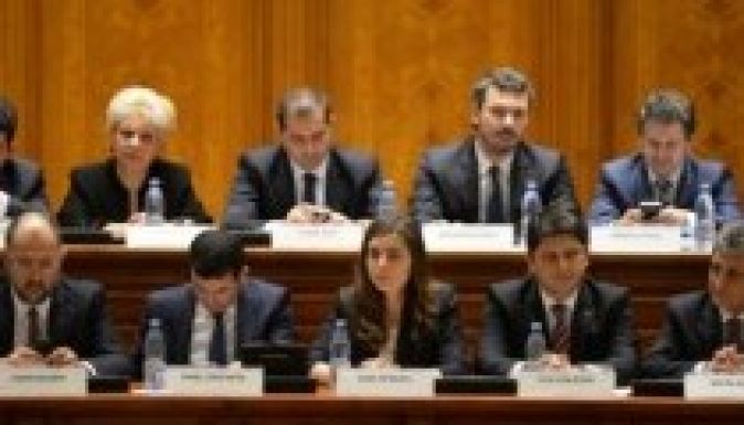 Máté: lehet, hogy csak jövő héten lesz USD-RMDSZ-kormány