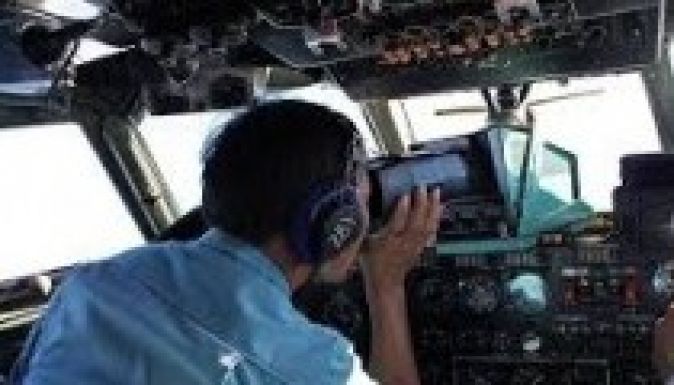 Egyre több gyanús részlet derül ki az eltűnt maláj gépről