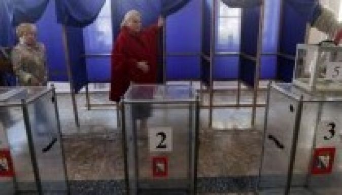 Megkezdődött a népszavazás a Krím hovatartozásáról