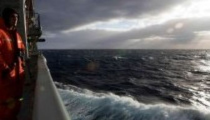 Újabb hajó foghatta az eltűnt maláj gép jeleit