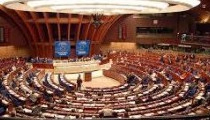 Felfüggesztették Oroszország szavazati jogát az Európa Tanácsban