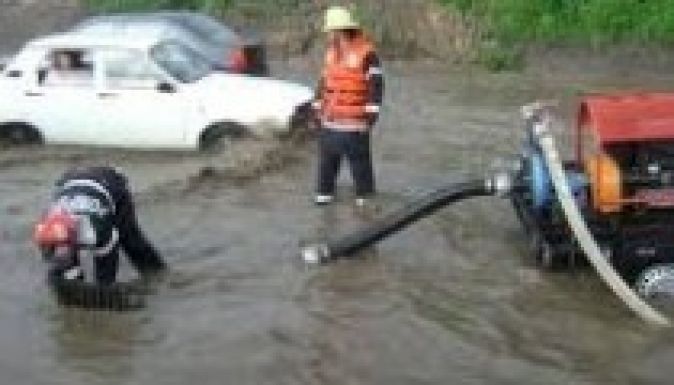 Eltűnt gyermeket keresnek a megáradt Teleorman folyóban