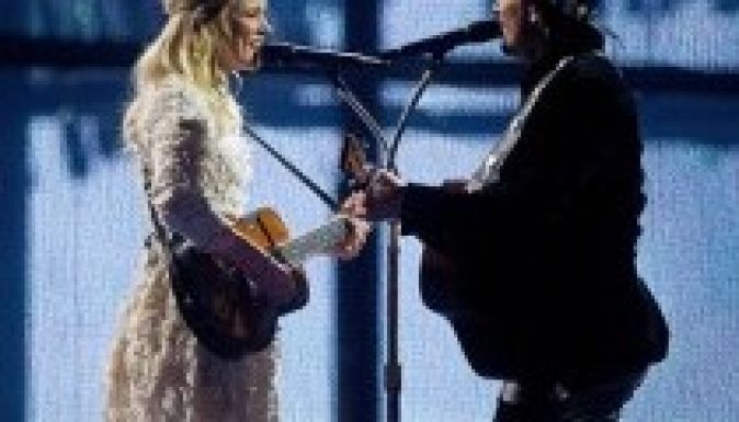 Eurovíziós Dalfesztivál: győzelemre esélyesek a hollandok