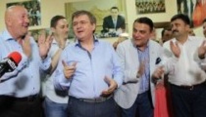 Exit poll: Ovidiu Silaghi Szatmár megye új képviselője