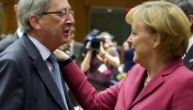 Merkel: egy párt sem tud egyedül bizottsági elnököt állítani