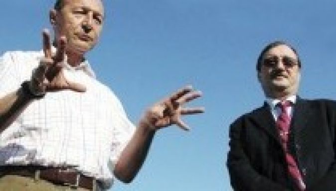 Bírói indoklás: Băsescu testvére elismerte, hogy pénzt kapott