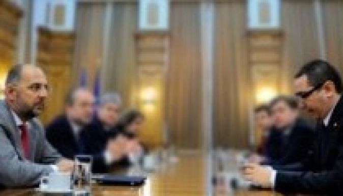 Ponta marasztalná az RMDSZ-t, de nem alkudozik