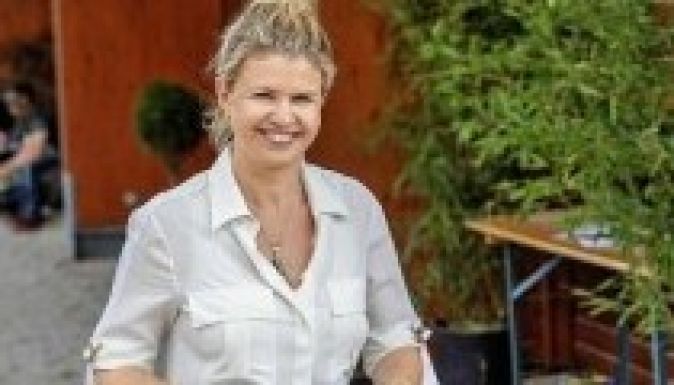 Nem csak mosolygott, meg is szólalt Schumacher felesége