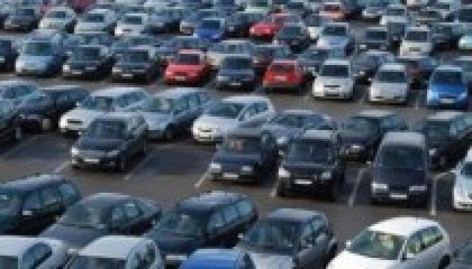 A kormány a gépkocsiadó brutális megemelését tervezi