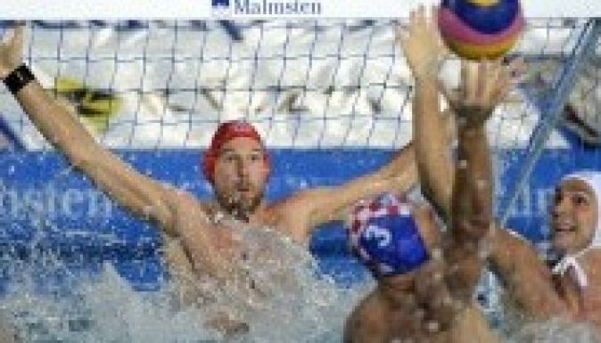 Legyőzték a horvátokat: a négy legjobb közt a magyar vízilabdások