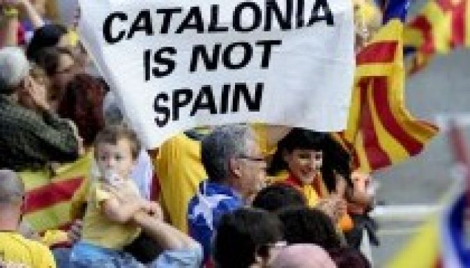 Az új spanyol ellenzéki vezető nem akar katalóniai népszavazást