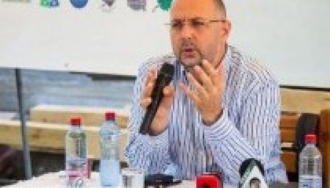 Kelemen: Voiculescunak nem volt befolyása a kormánykoalícióra