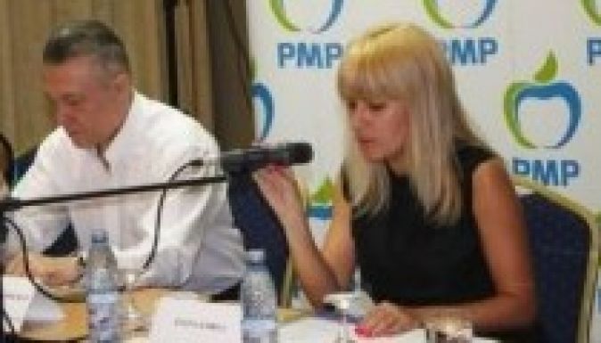 Szakított Udreával és függetlenként indul Diaconescu