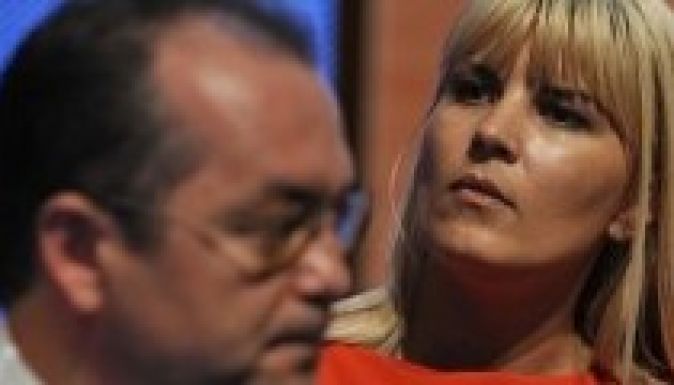 Kirúgatta magát Emil Boc a Demokrata Liberális Pártból?