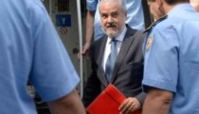 „Extravagáns” ötletekkel távozott a börtönből Adrian Năstase