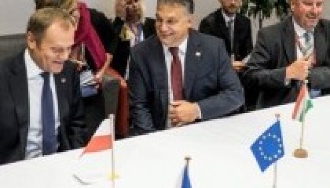 EU-csúcs - Megkezdődött a tanácskozás Brüsszelben