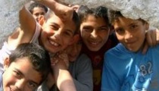 Hogyan enyhíthető a romaellenes hangulat?