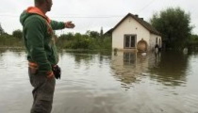 Majdnem 300 kilométeren van árvízvédelmi készültség Magyarországon