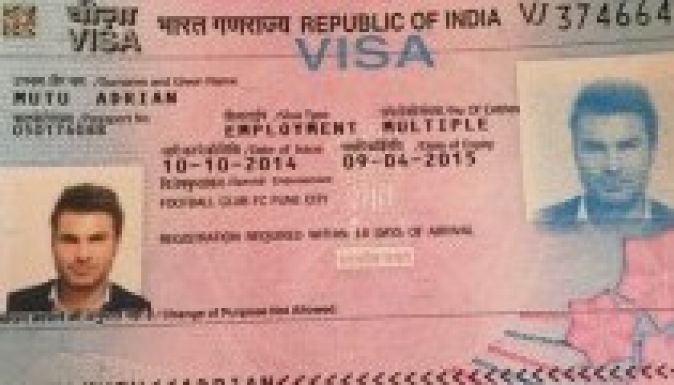 Mégsem dorbézolta el félmillió eurós indiai szerződését Adrian Mutu?