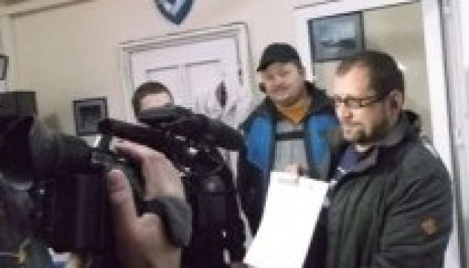 Iktatták az aláírásokat a kétnyelvű utcanévtáblákért