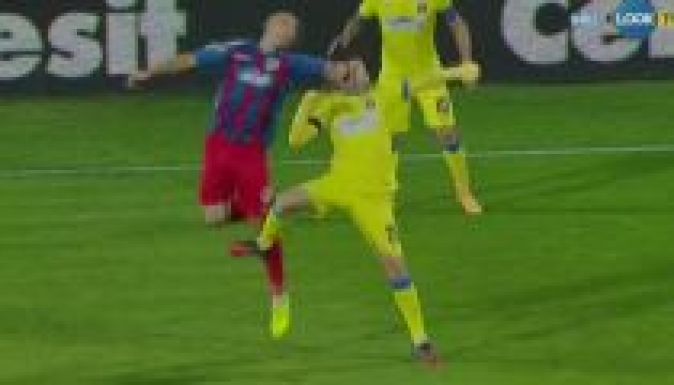 Liga 1: tizenhat meccses eltiltást kapott Gabi Mureșan