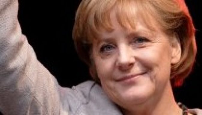 Merkel levélben biztosította támogatásáról Johannist