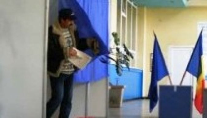 Nem sietik el a szavazást a székelyföldiek